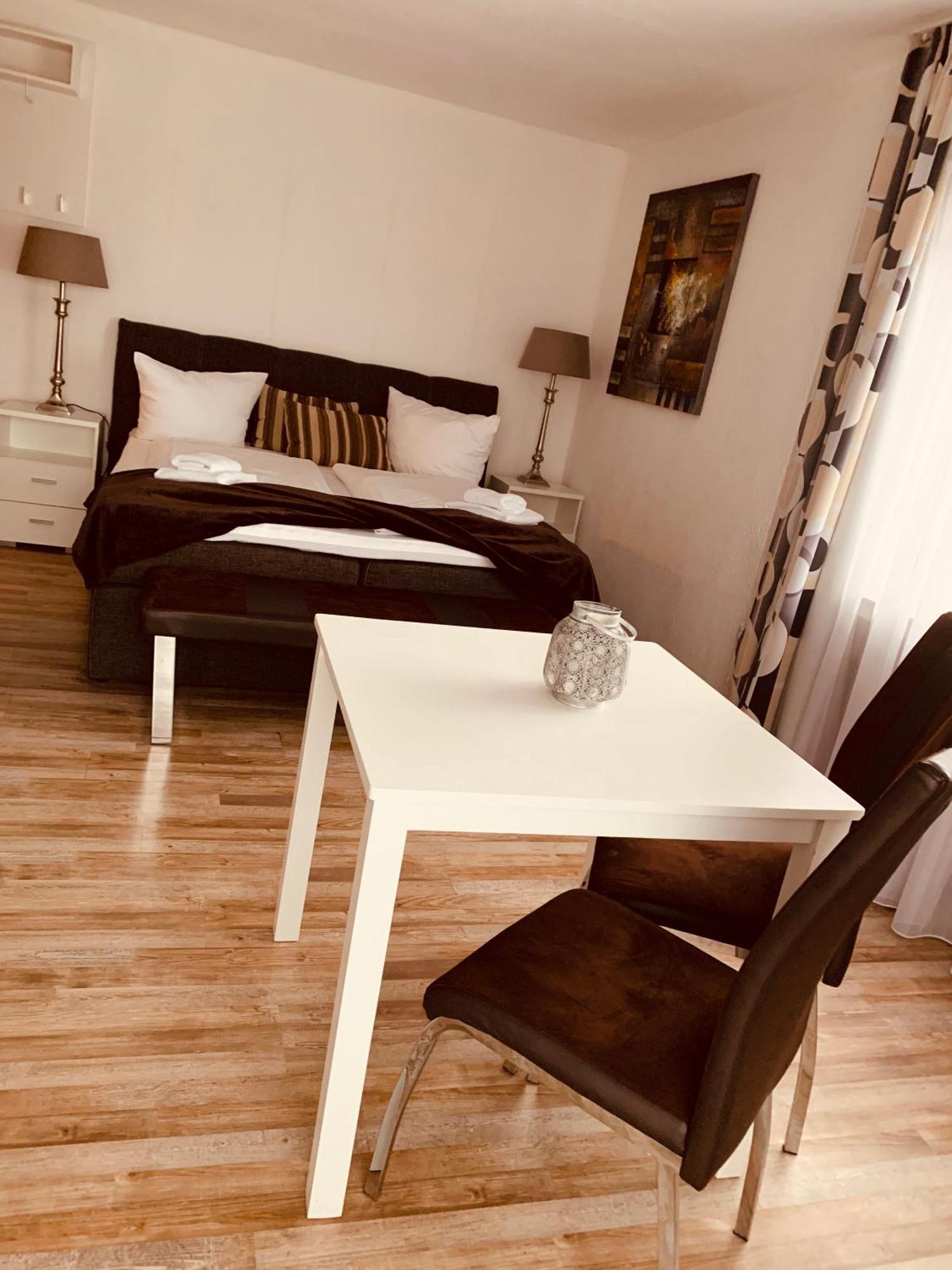 Ummen Hotel&Restaurant Barssel  객실 사진